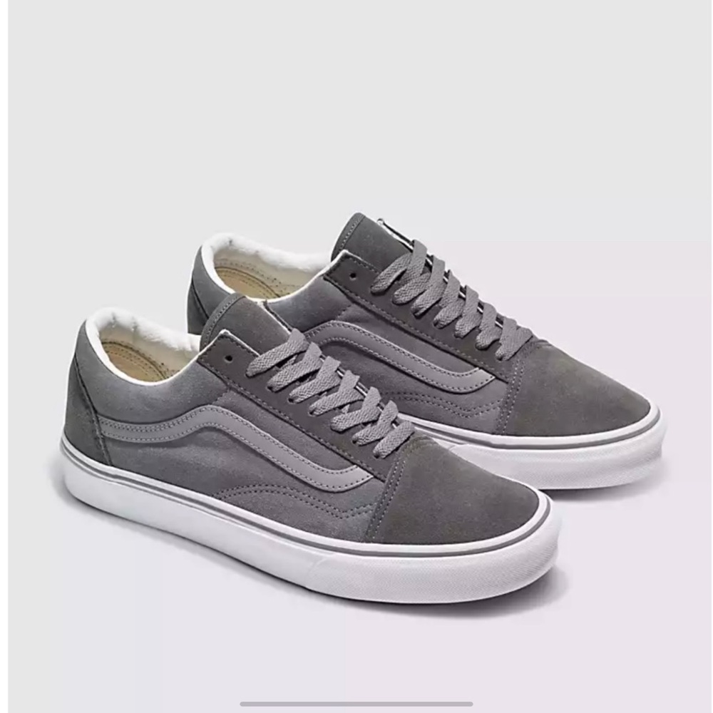 Vans Gray Sneakers Sleek Minimalist Design